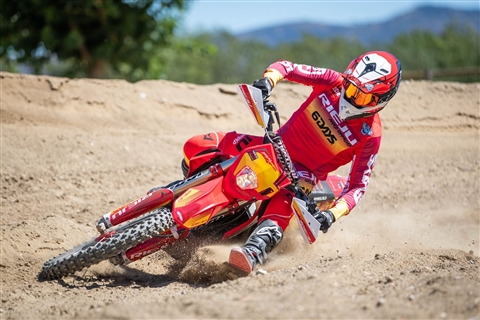 Rieju's 2025 MR 300 Pro 6 Days Enduro Bike
